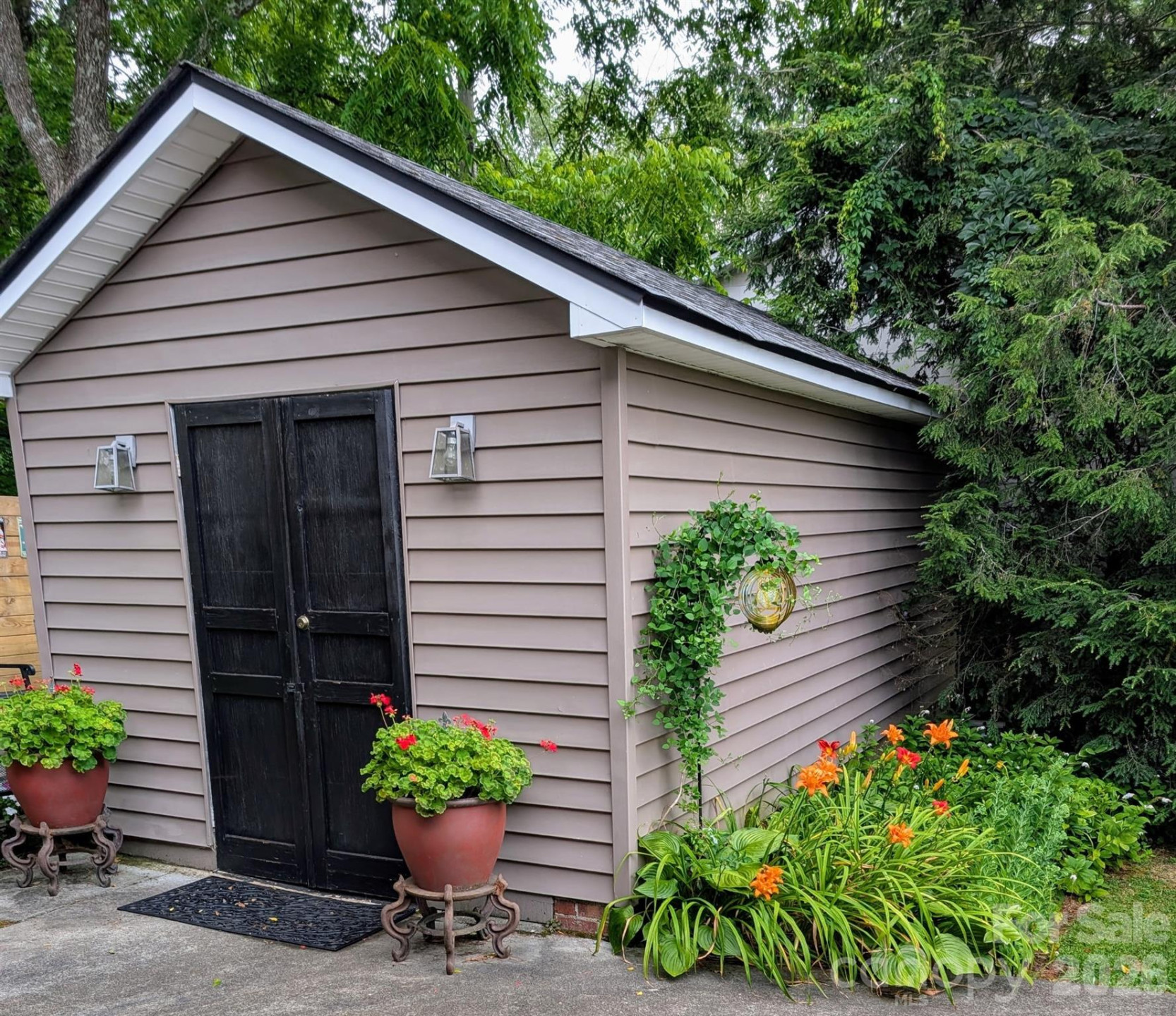 294 Caldwell Street - Photo 36