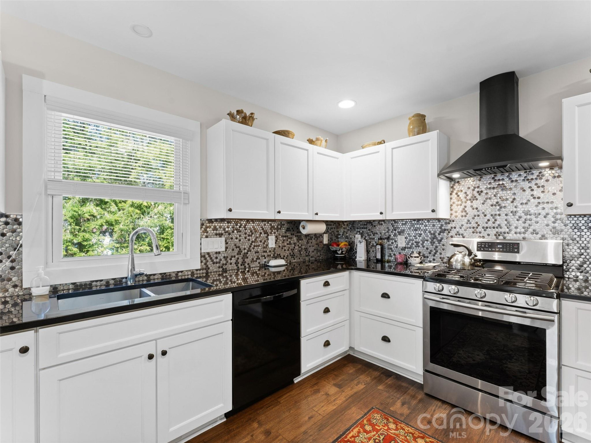 294 Caldwell Street - Photo 8