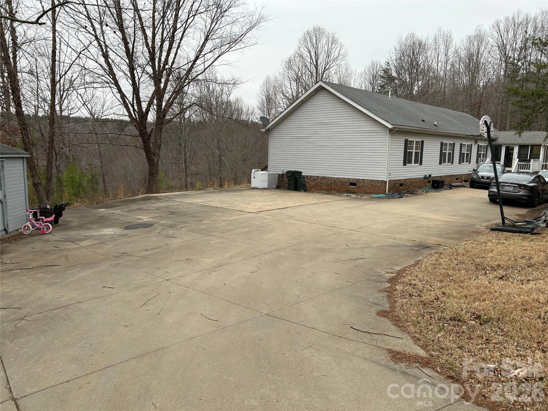 322 Balmy Lane - Photo 3