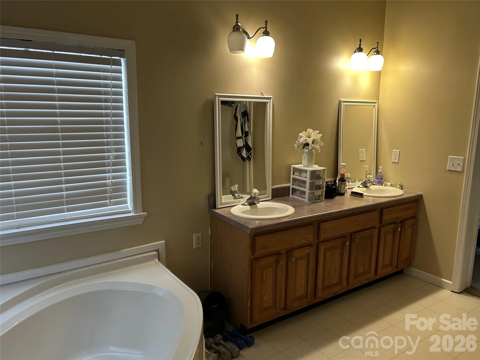 322 Balmy Lane - Photo 22