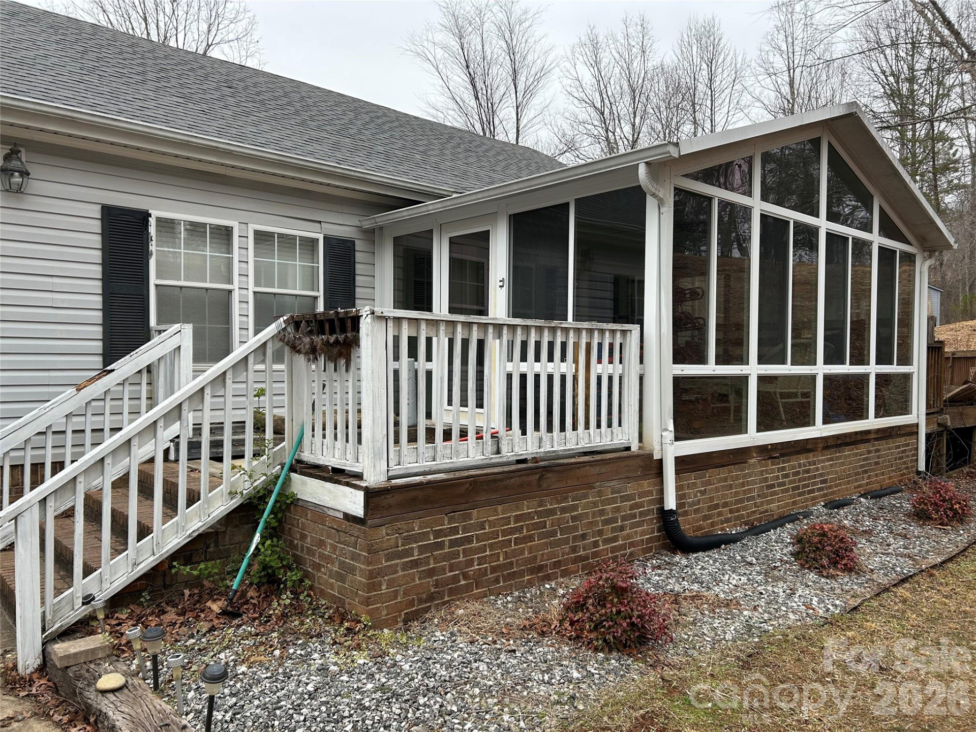 322 Balmy Lane - Photo 4