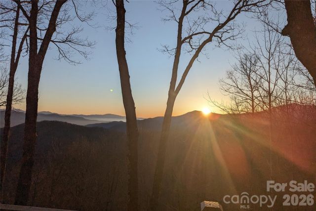 121 Stoney Falls Loop