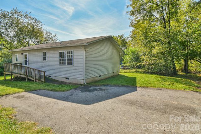 12 Moody Street, Candler, NC, 28715