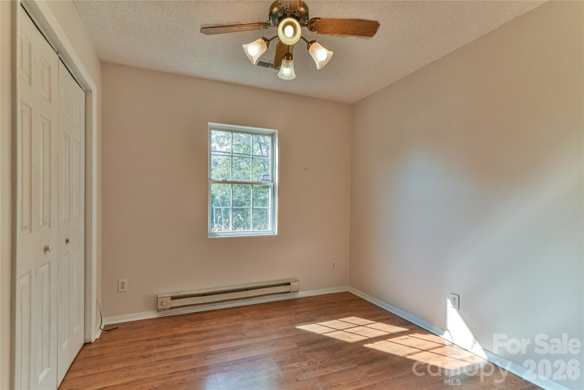 12 Moody Street - Photo 11