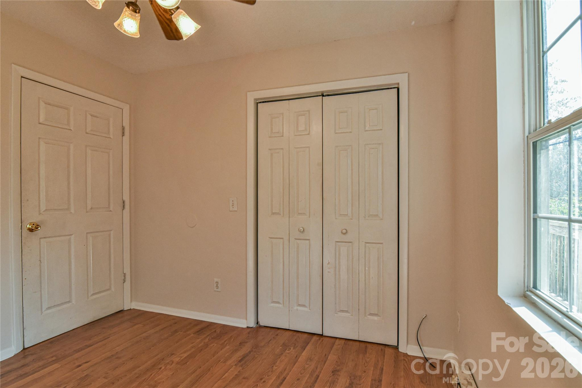 12 Moody Street - Photo 14