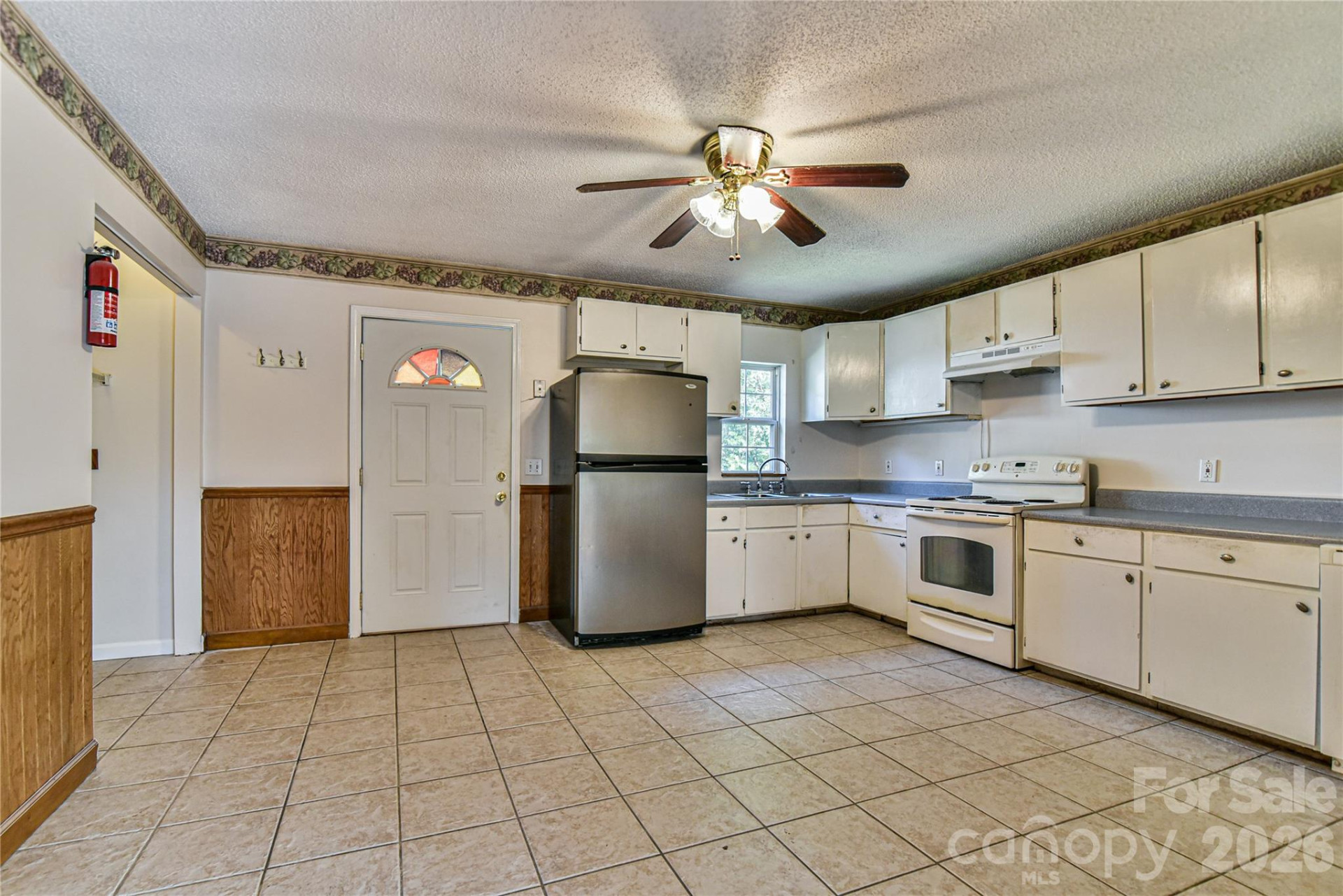 12 Moody Street - Photo 7