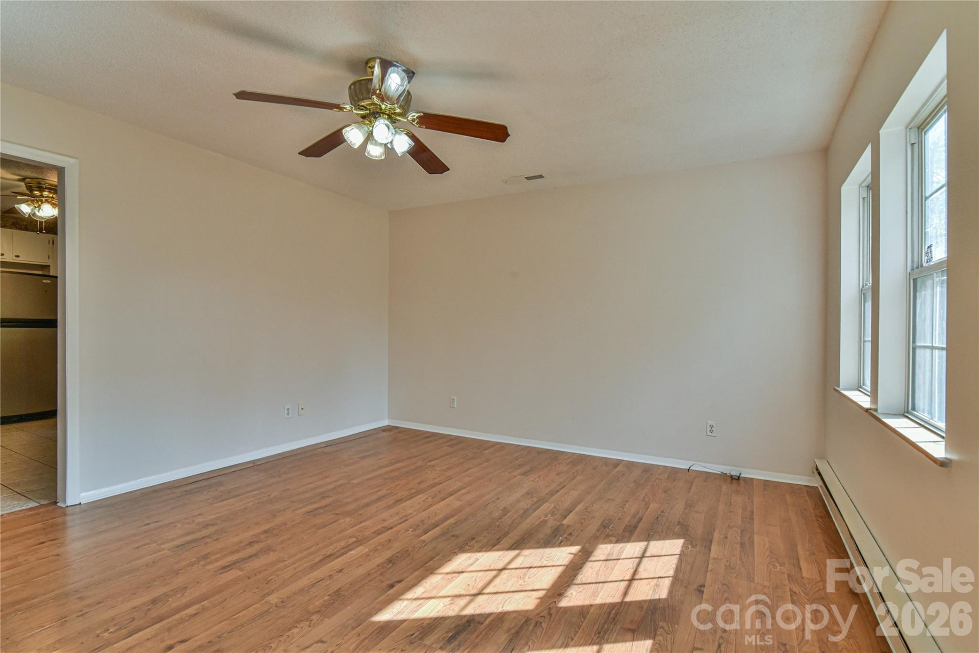 12 Moody Street - Photo 9