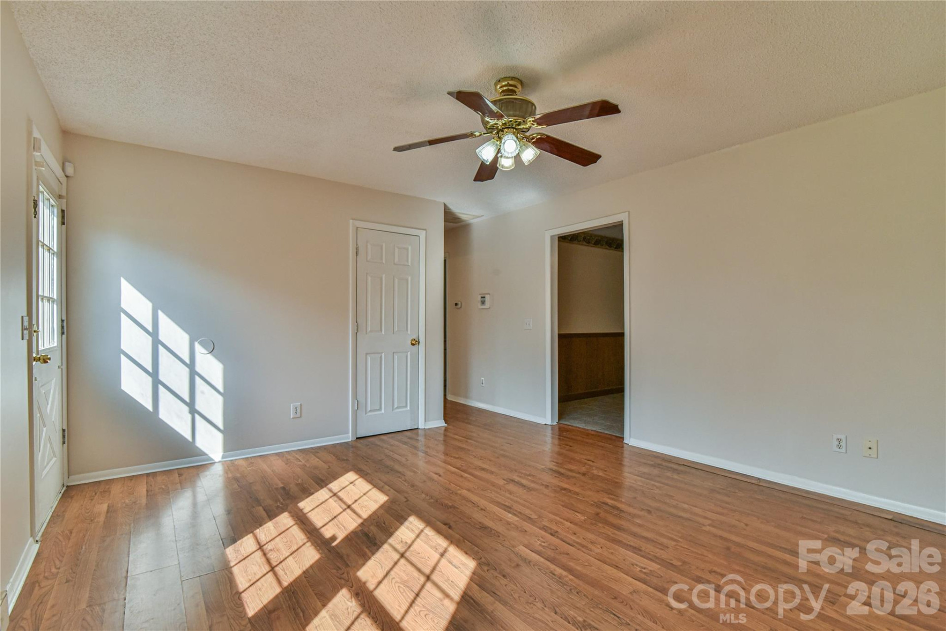 12 Moody Street - Photo 10