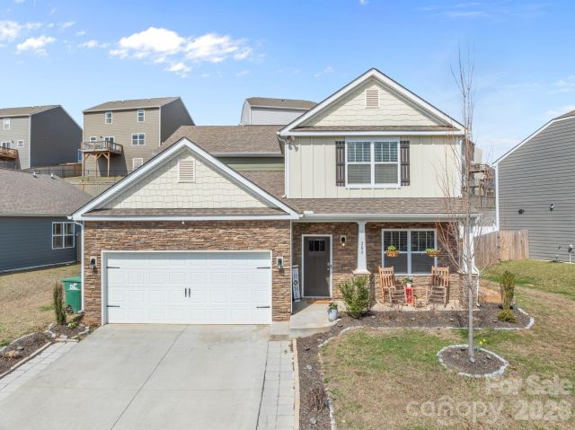 209 Marathon Lane, Candler, NC, 28715