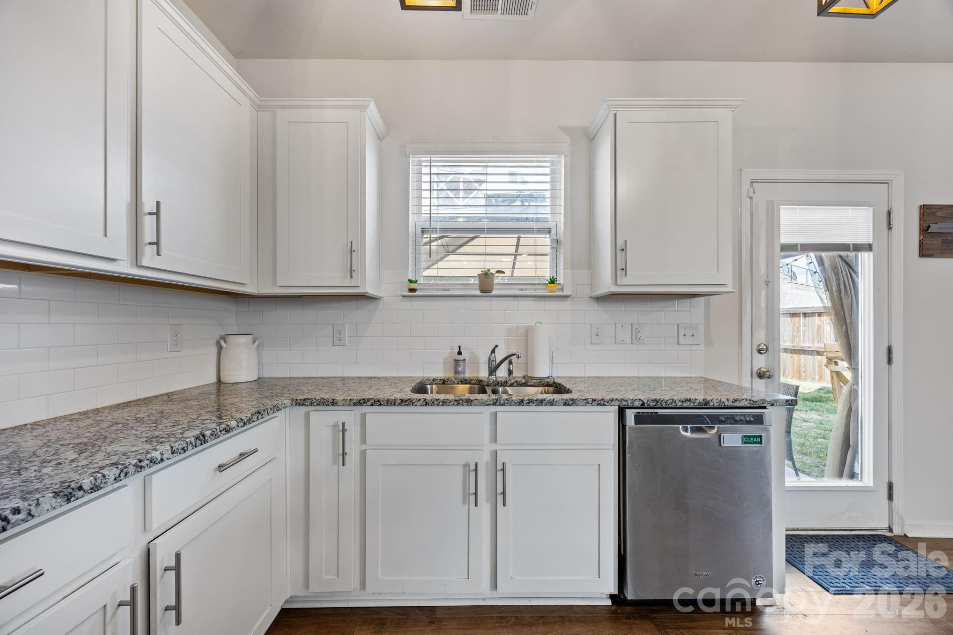 209 Marathon Lane - Photo 10