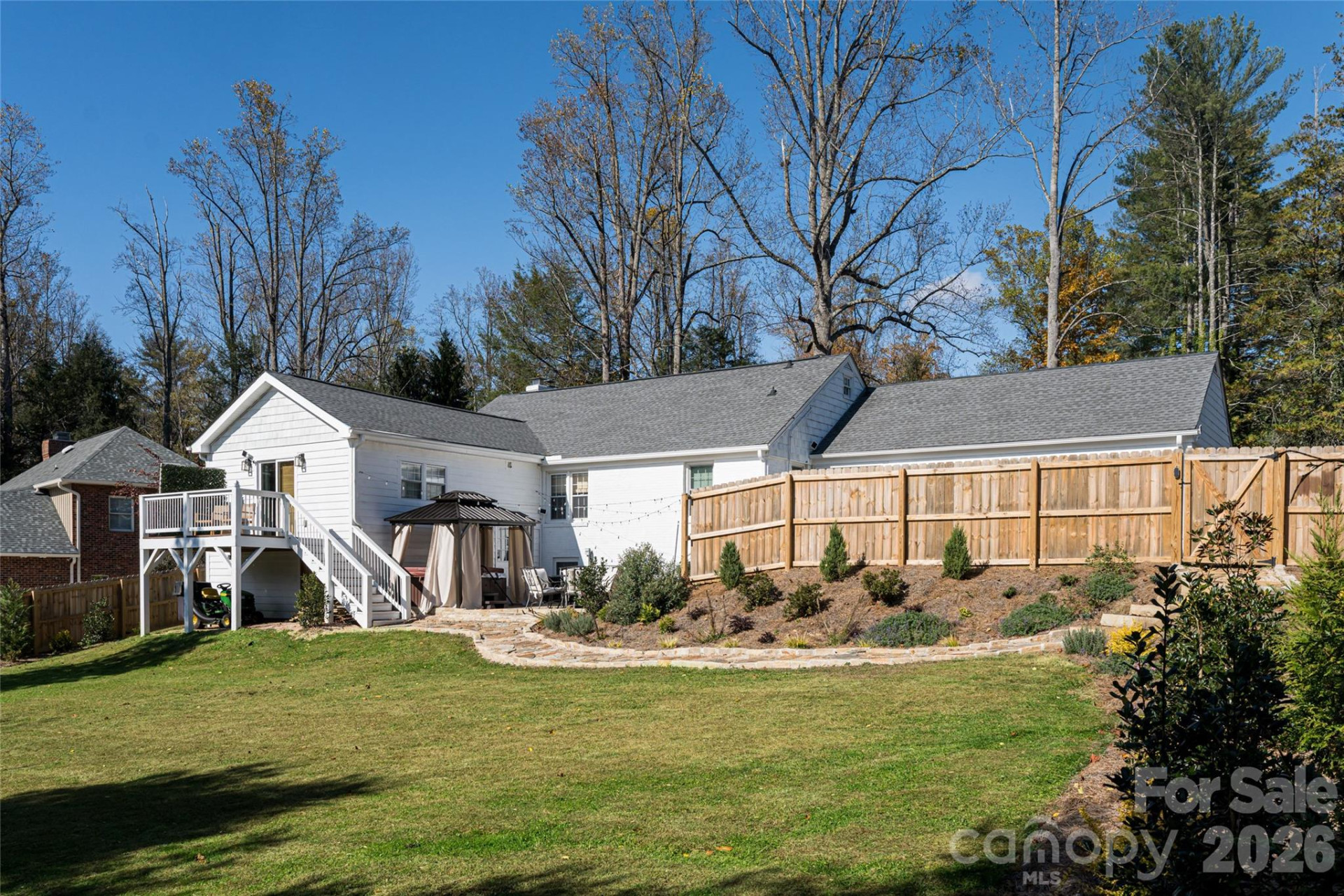 28 Ridgefield Place - Photo 43