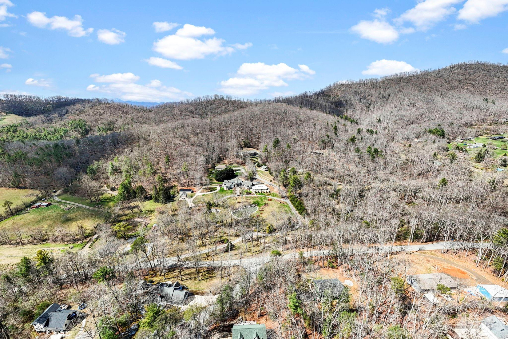 8 Fiver Lane - Photo 32