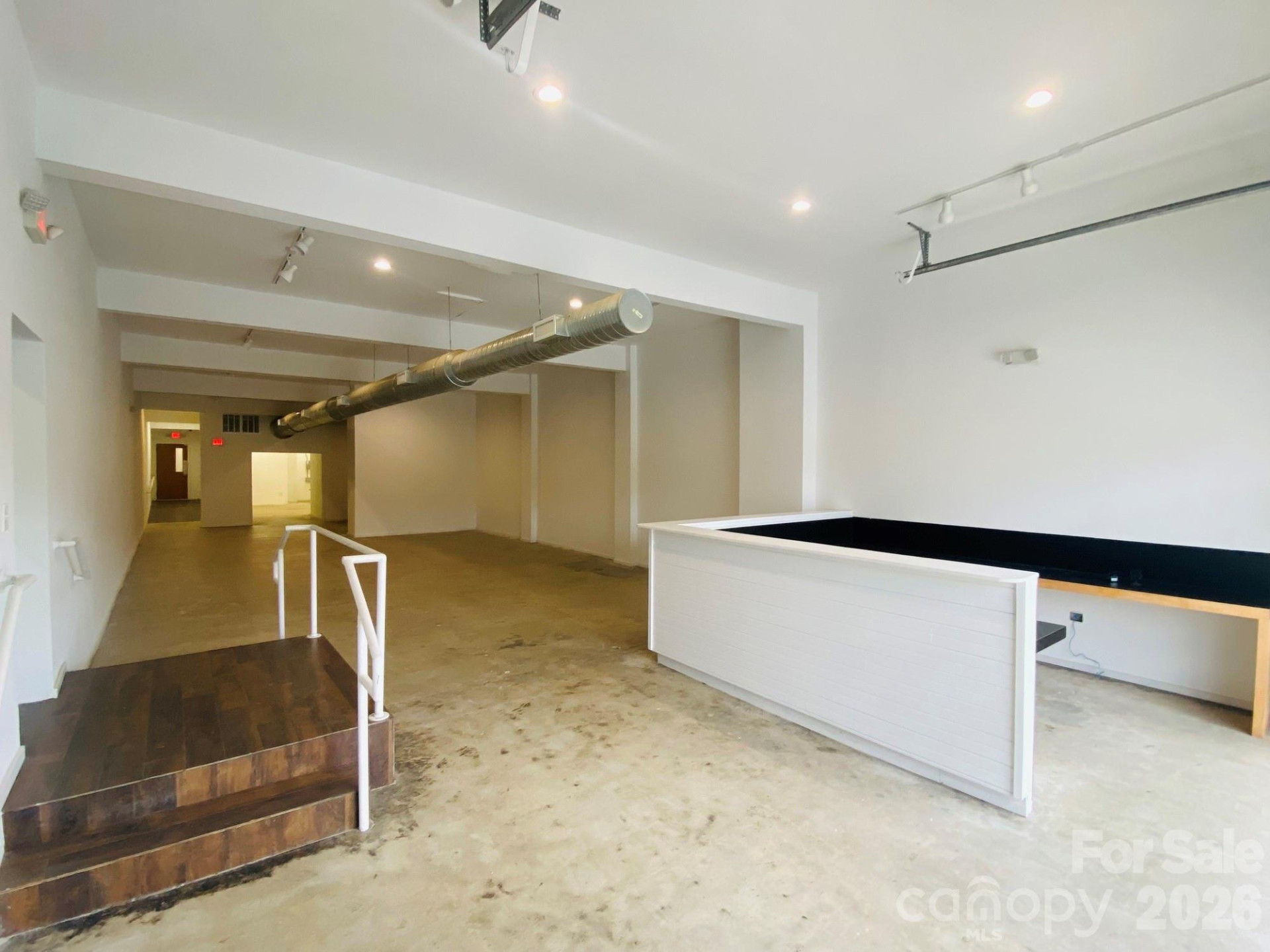 186 Coxe Avenue - Photo 8