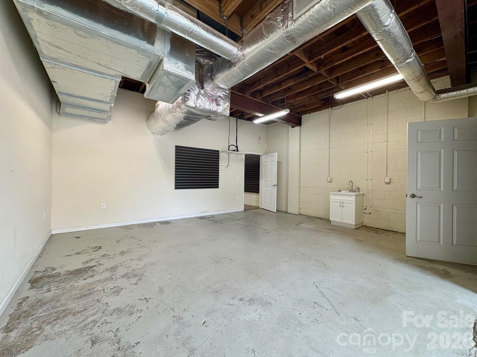 186 Coxe Avenue - Photo 10