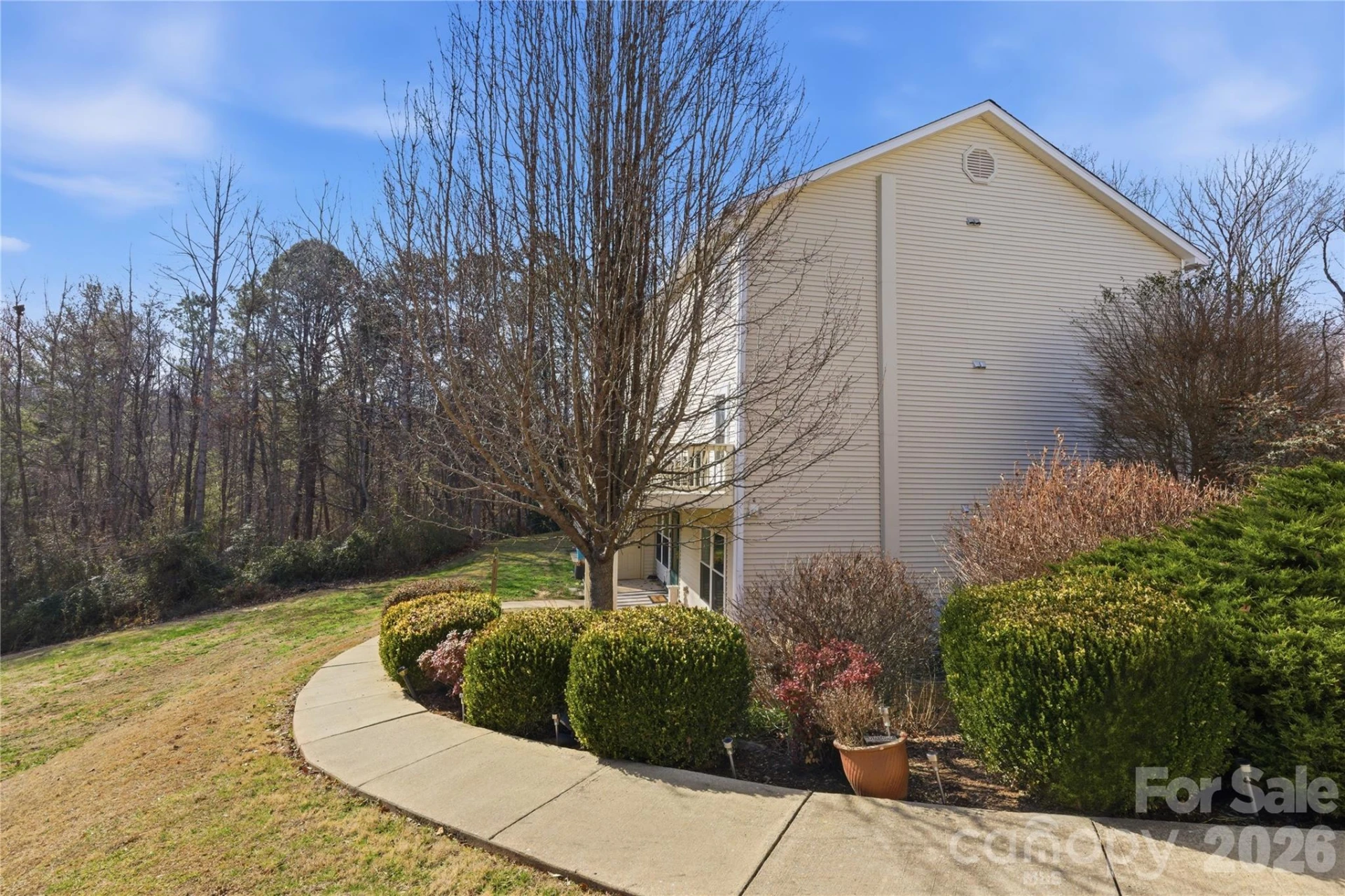 19 Krista Circle #E - Photo 3