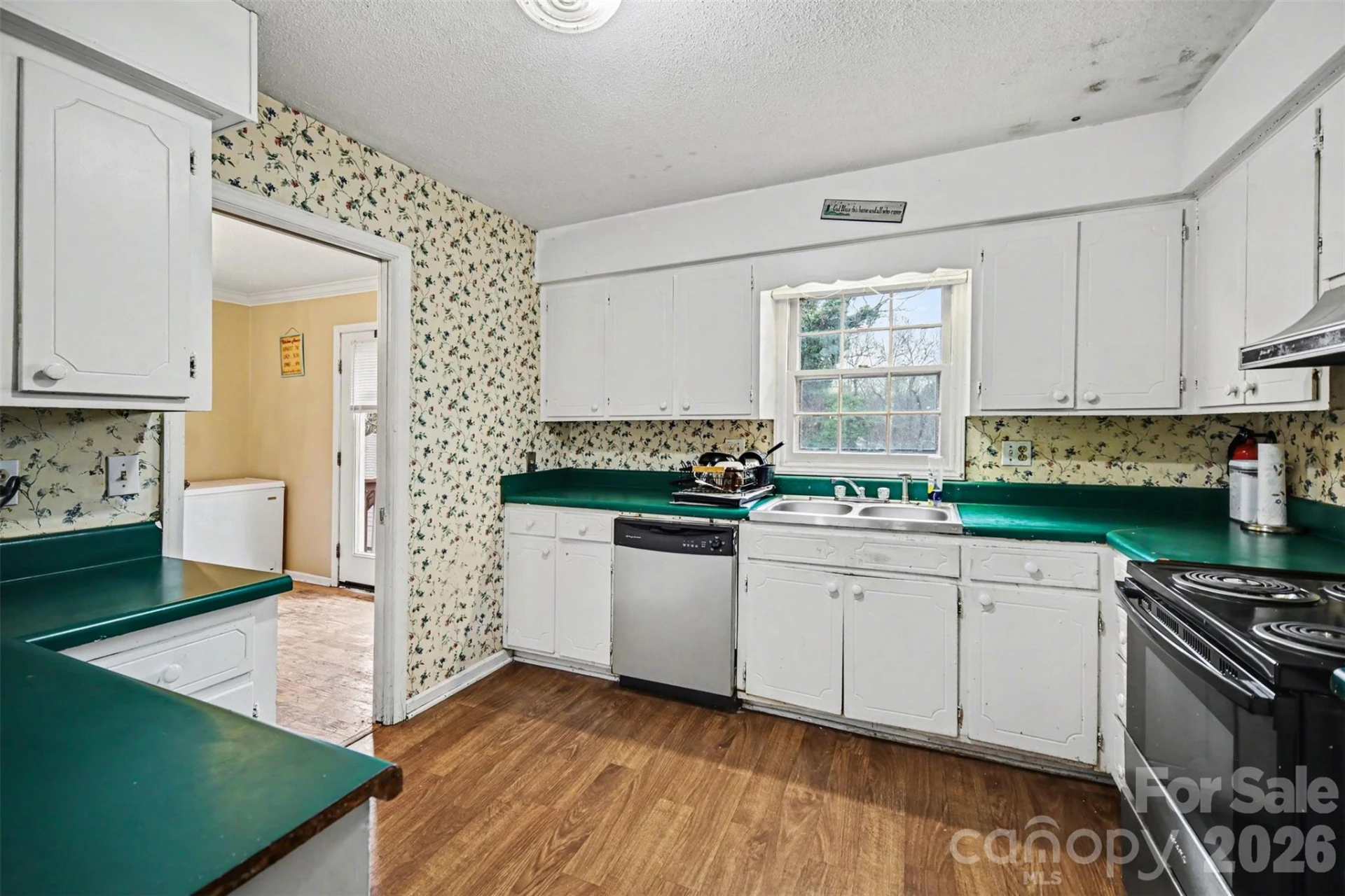 209 Windover Drive - Photo 2