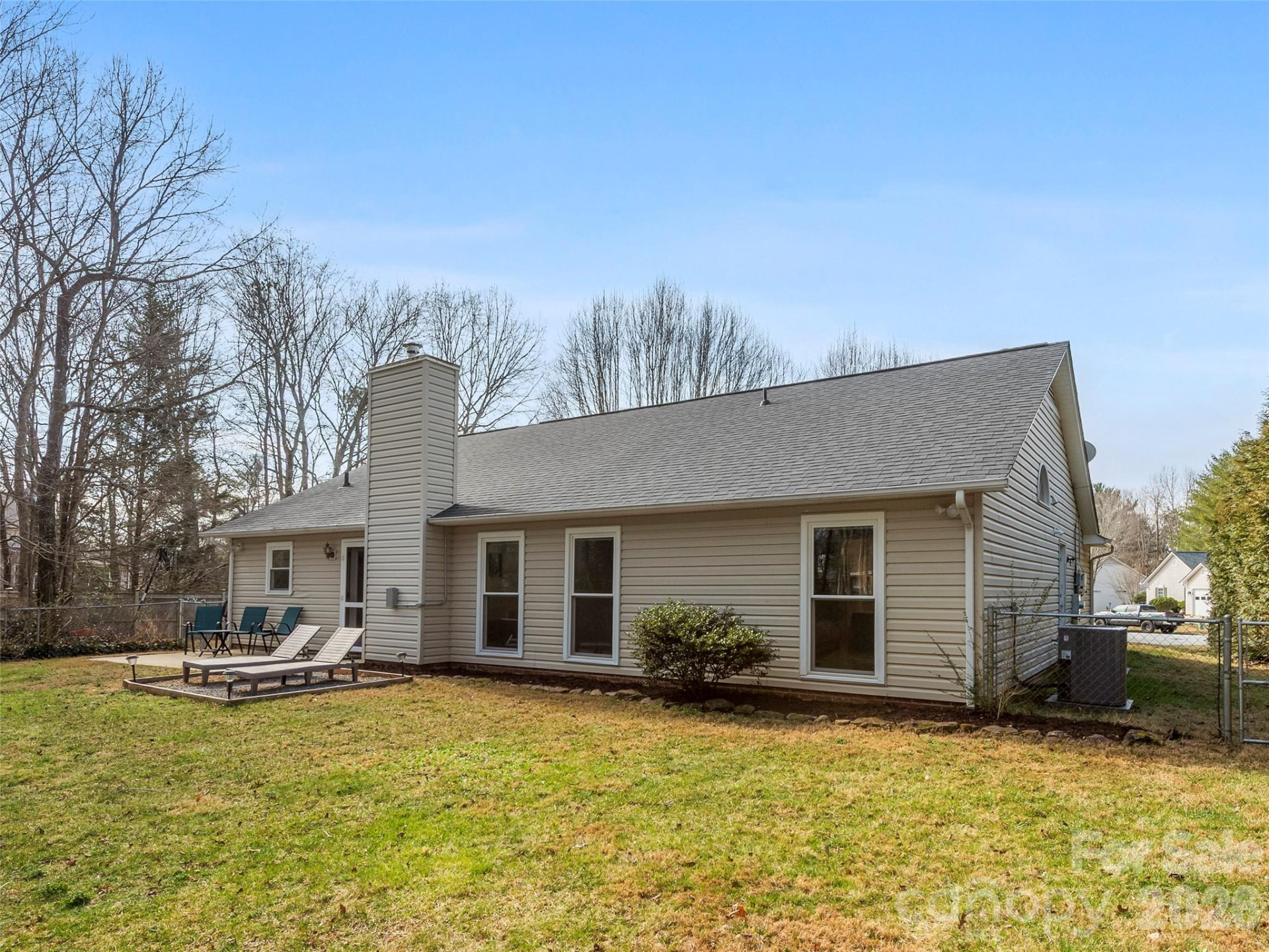 989 Thorncrest Court - Photo 16