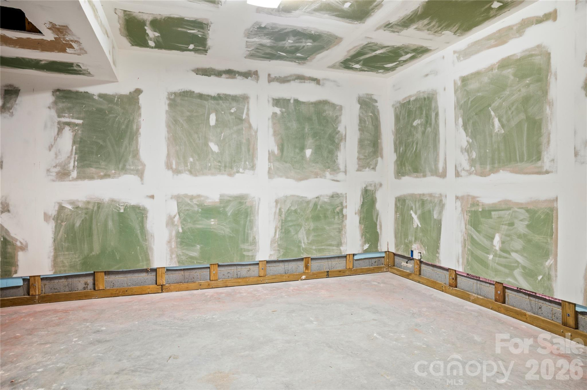 84 Deep Valley Lane - Photo 47