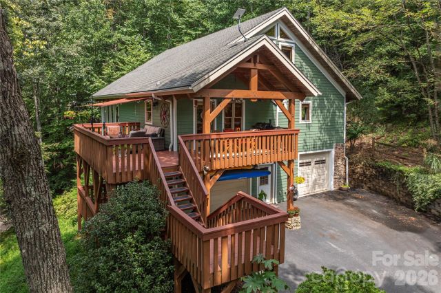 116 Ivy Road, Mills River, NC