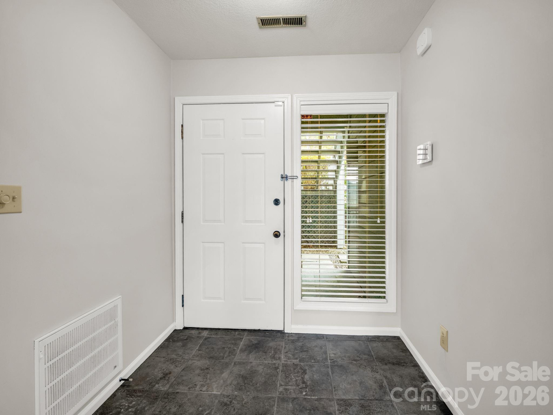 303 Golfside Drive - Photo 6