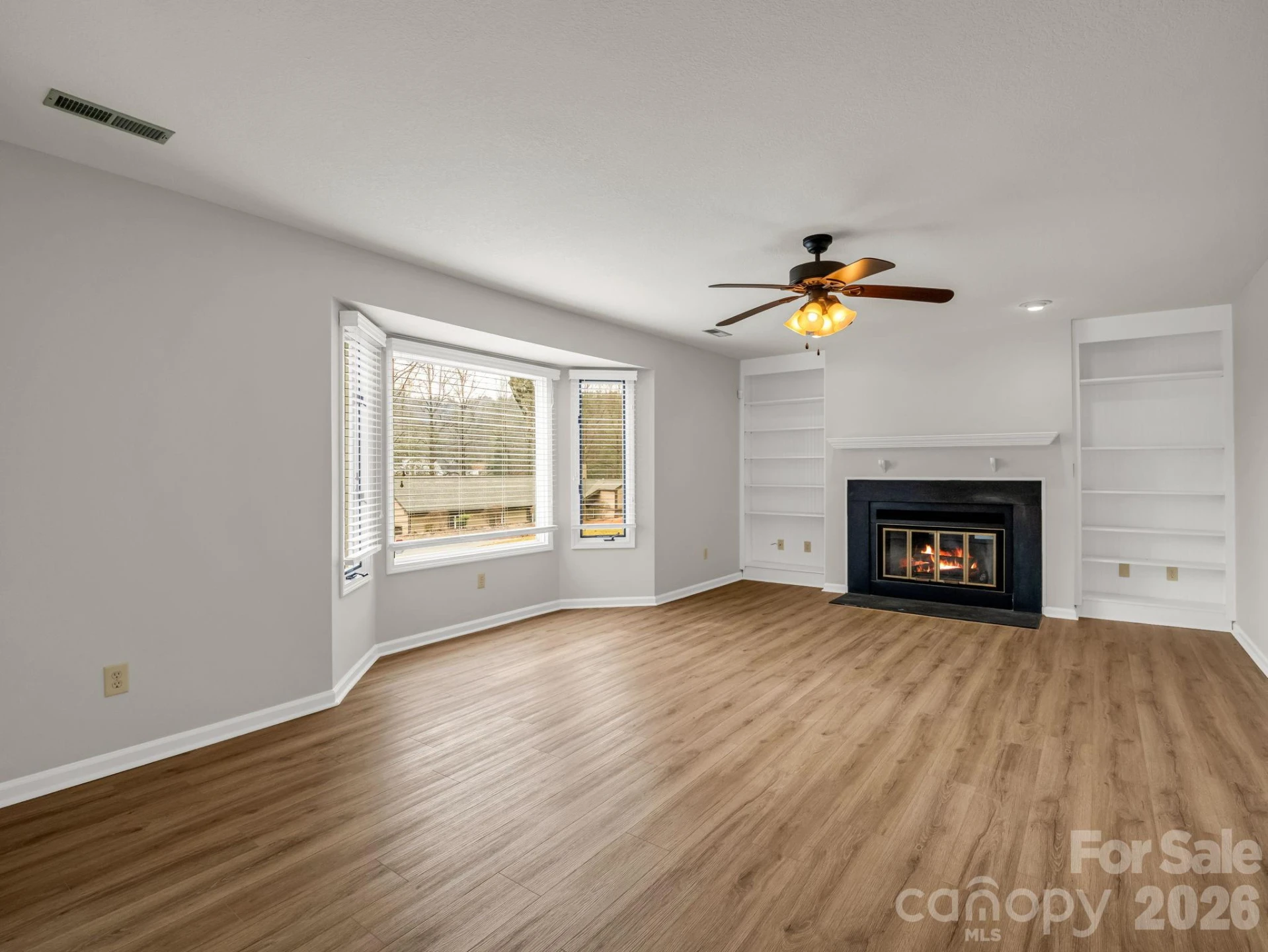 303 Golfside Drive - Photo 8