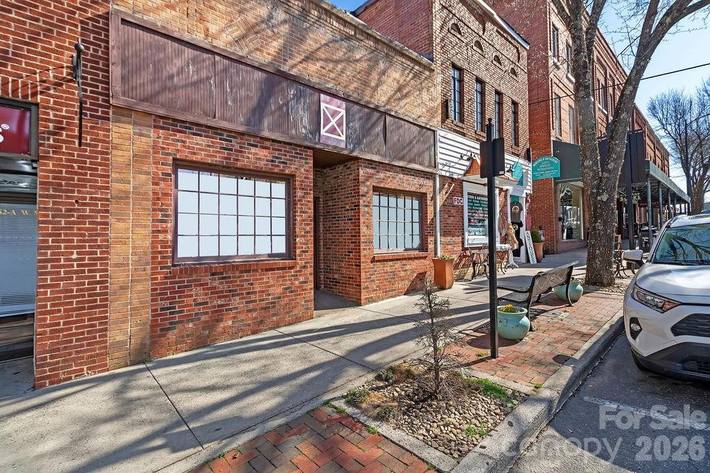 46 Main Street - Photo 4