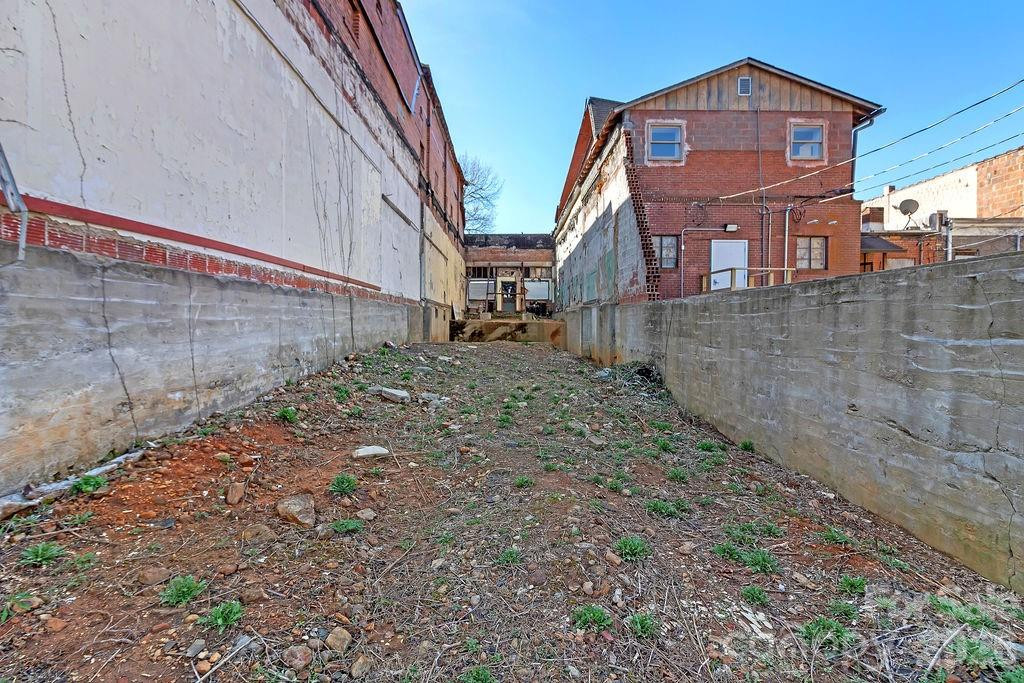 46 Main Street - Photo 8