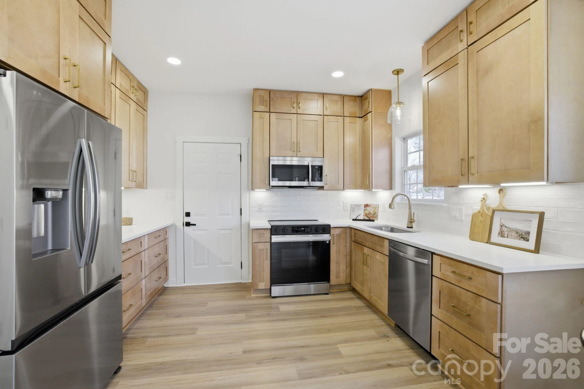 171 Kristens Court Drive - Photo 8