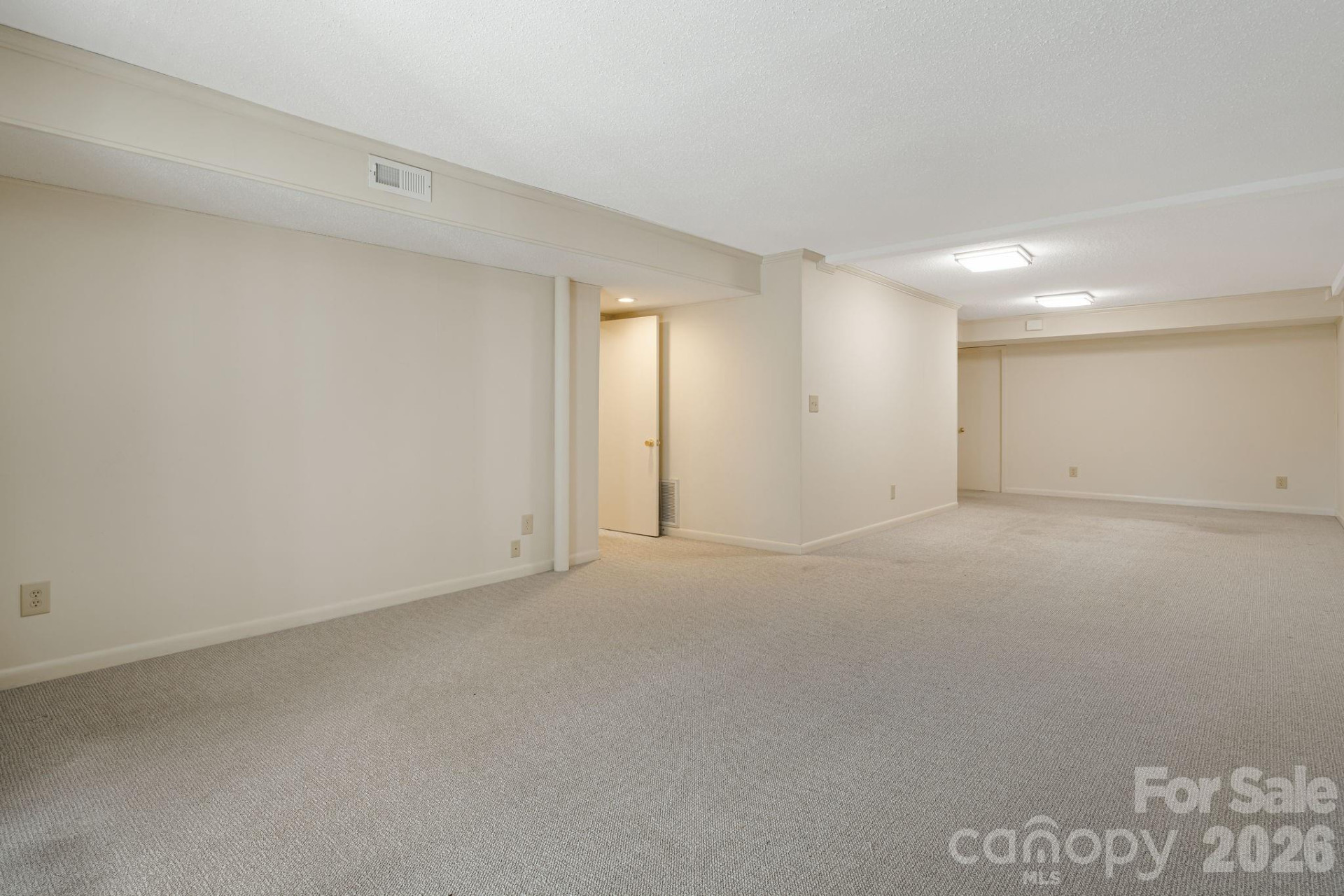 84 Lakeview Court - Photo 28
