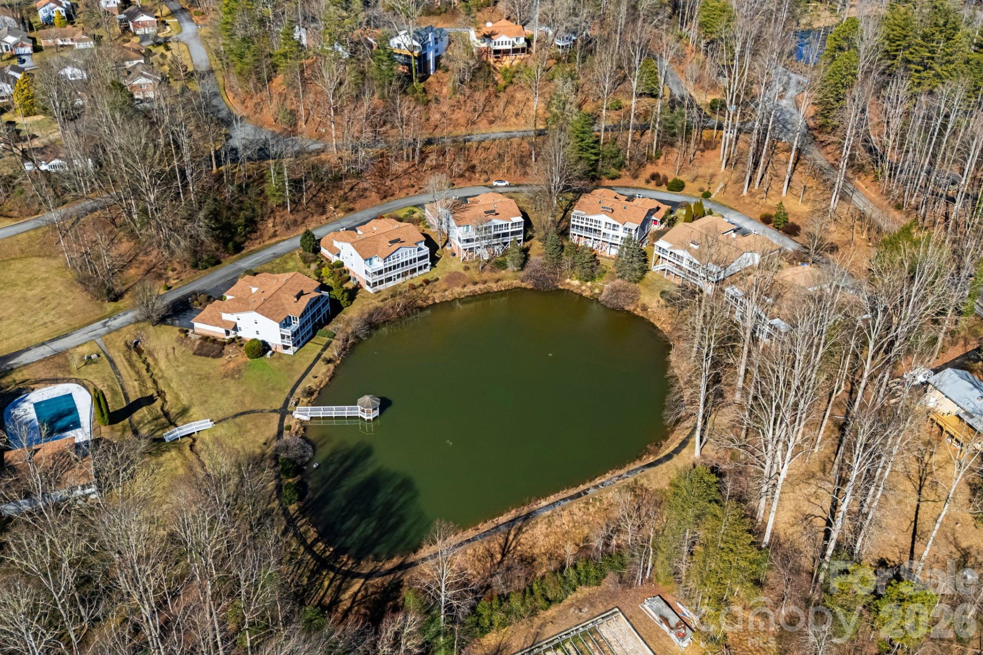 84 Lakeview Court - Photo 35