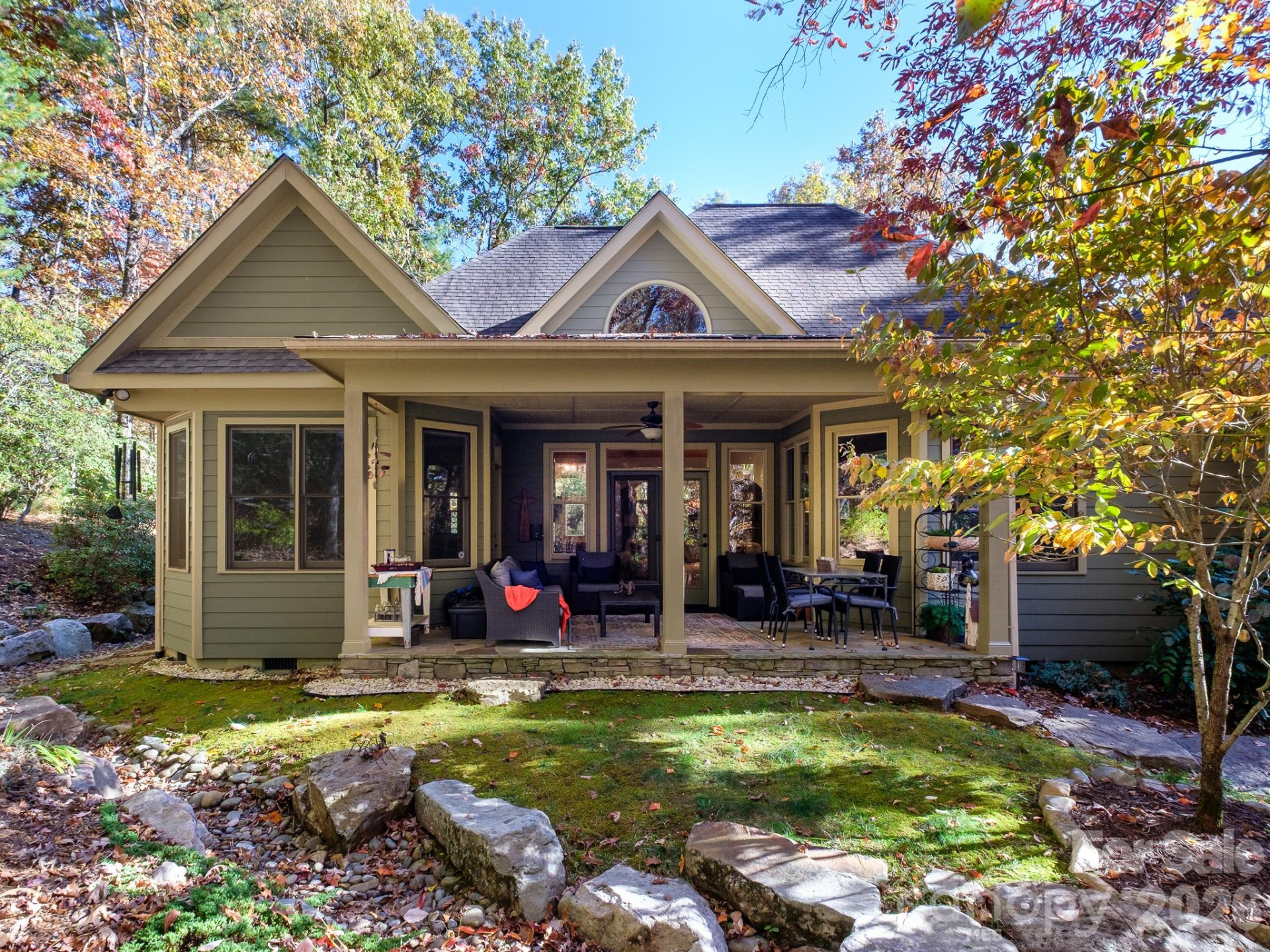 674 Soquili Drive - Photo 3