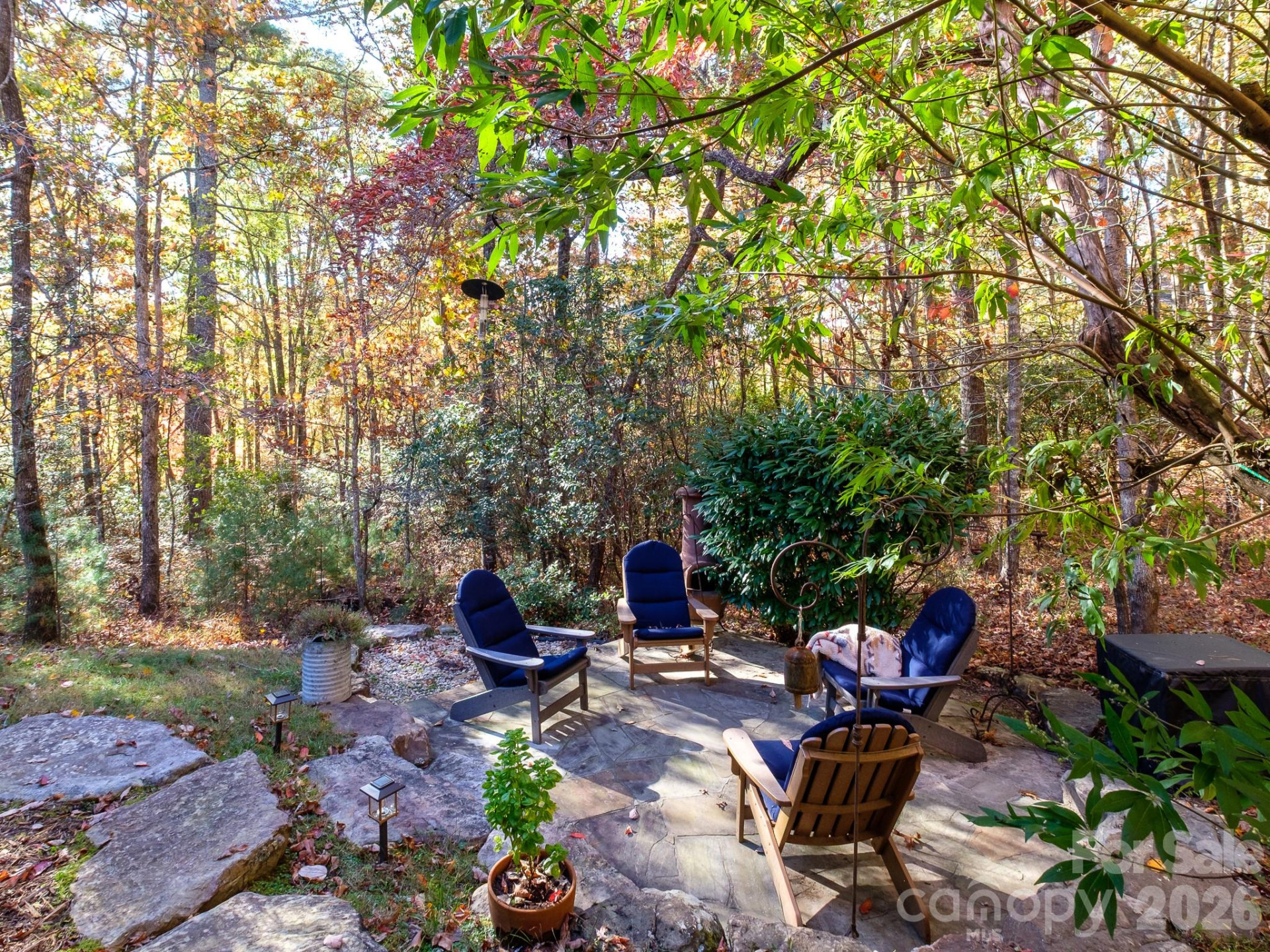 674 Soquili Drive - Photo 4