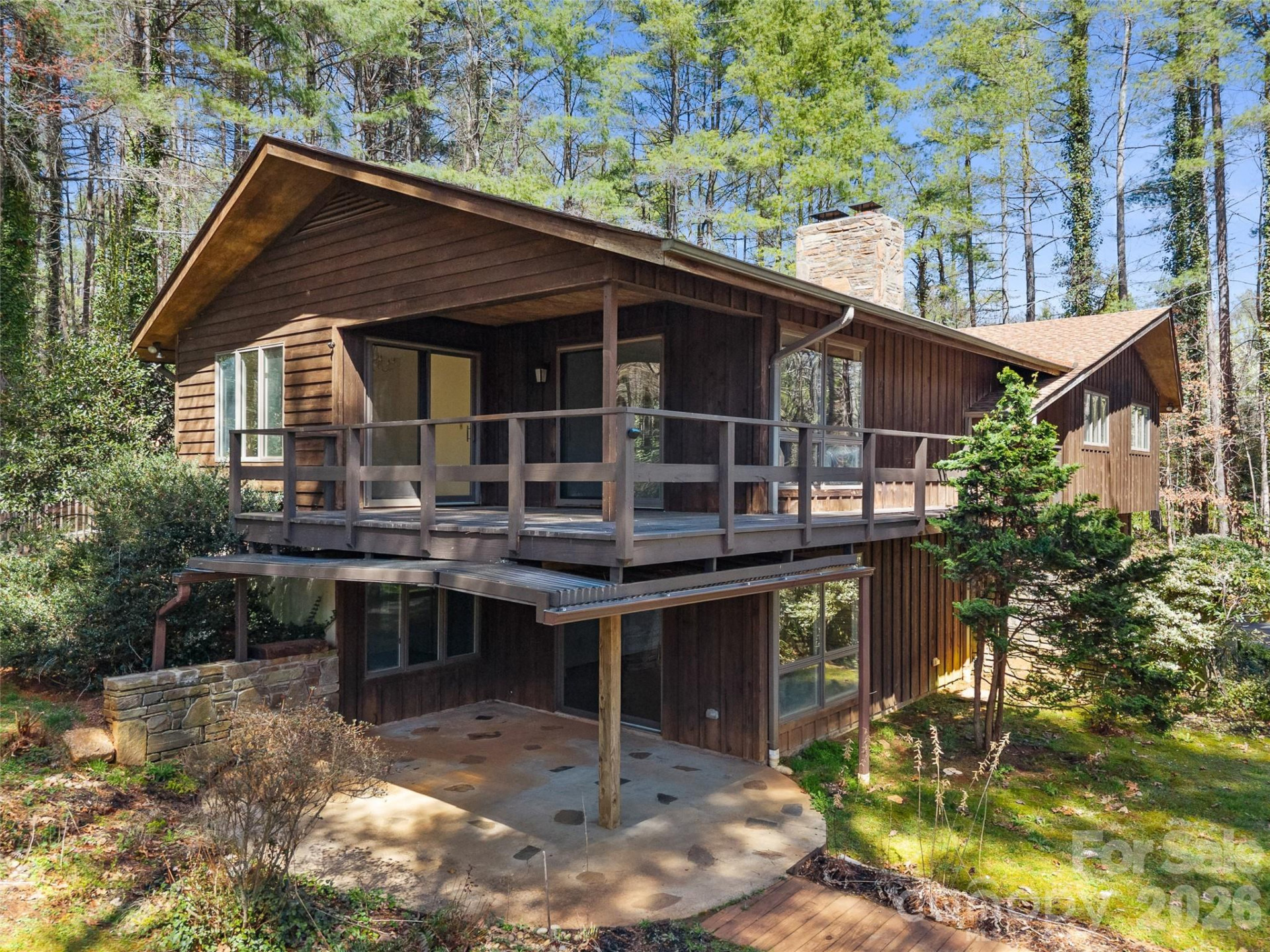 205 Deerpath Lane - Photo 2