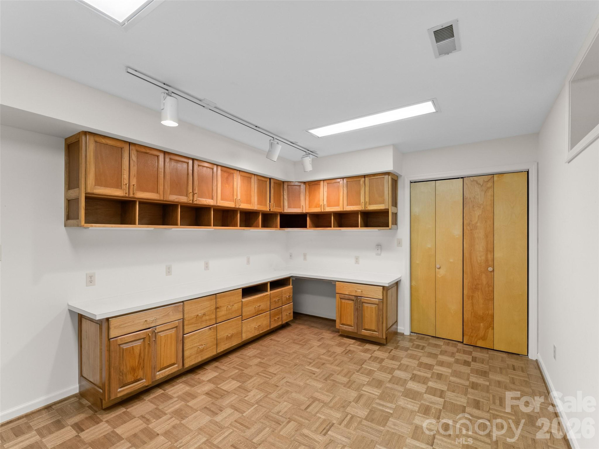 205 Deerpath Lane - Photo 38