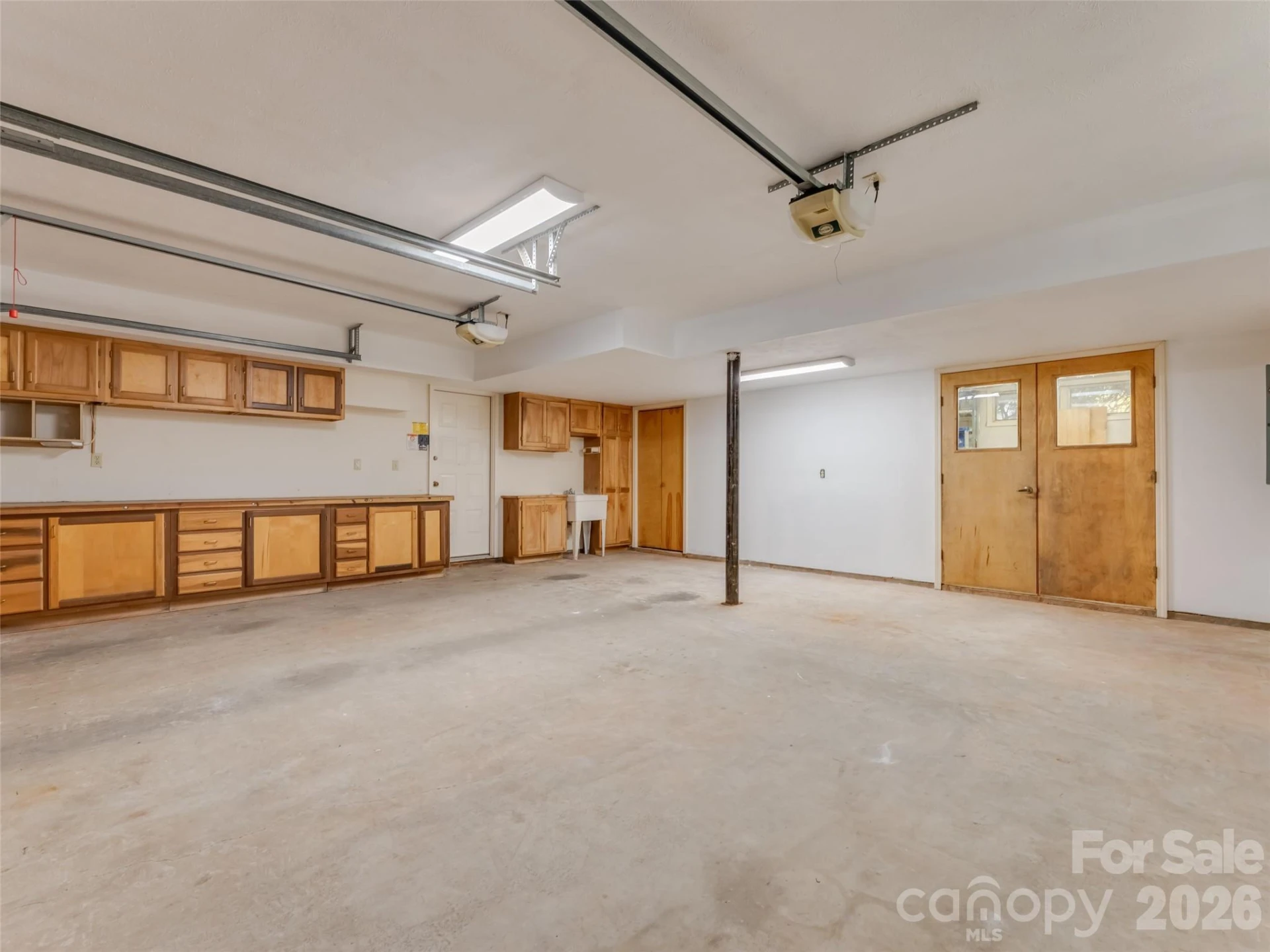 205 Deerpath Lane - Photo 43