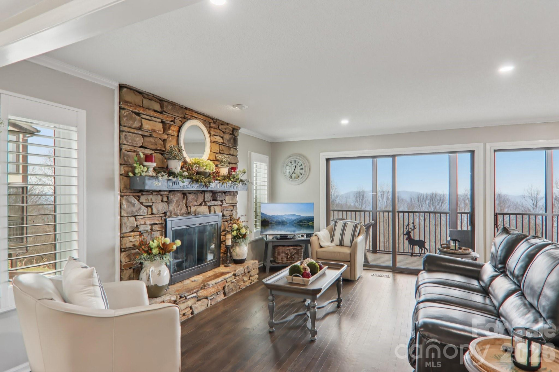 1601 Fleetwood Plaza - Photo 3