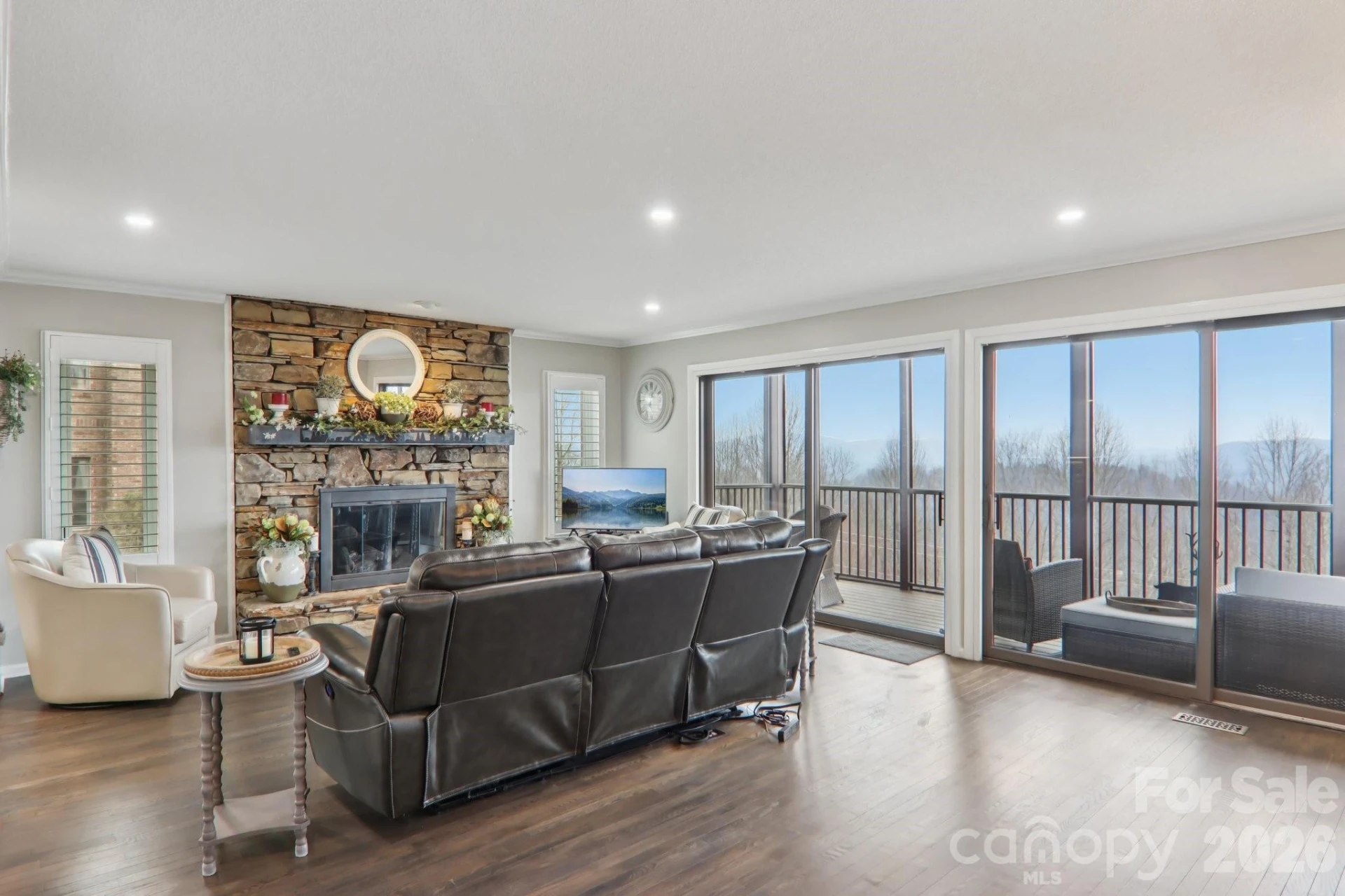 1601 Fleetwood Plaza - Photo 5