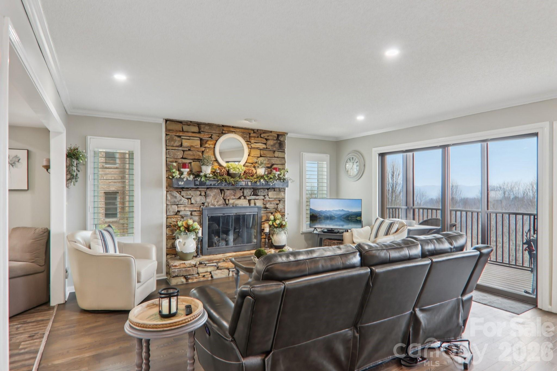 1601 Fleetwood Plaza - Photo 6