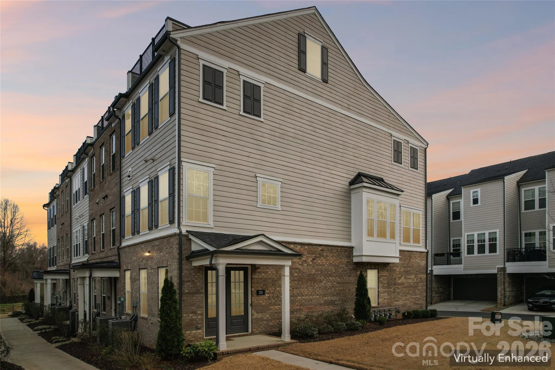 200 Emerson Avenue - Photo 2