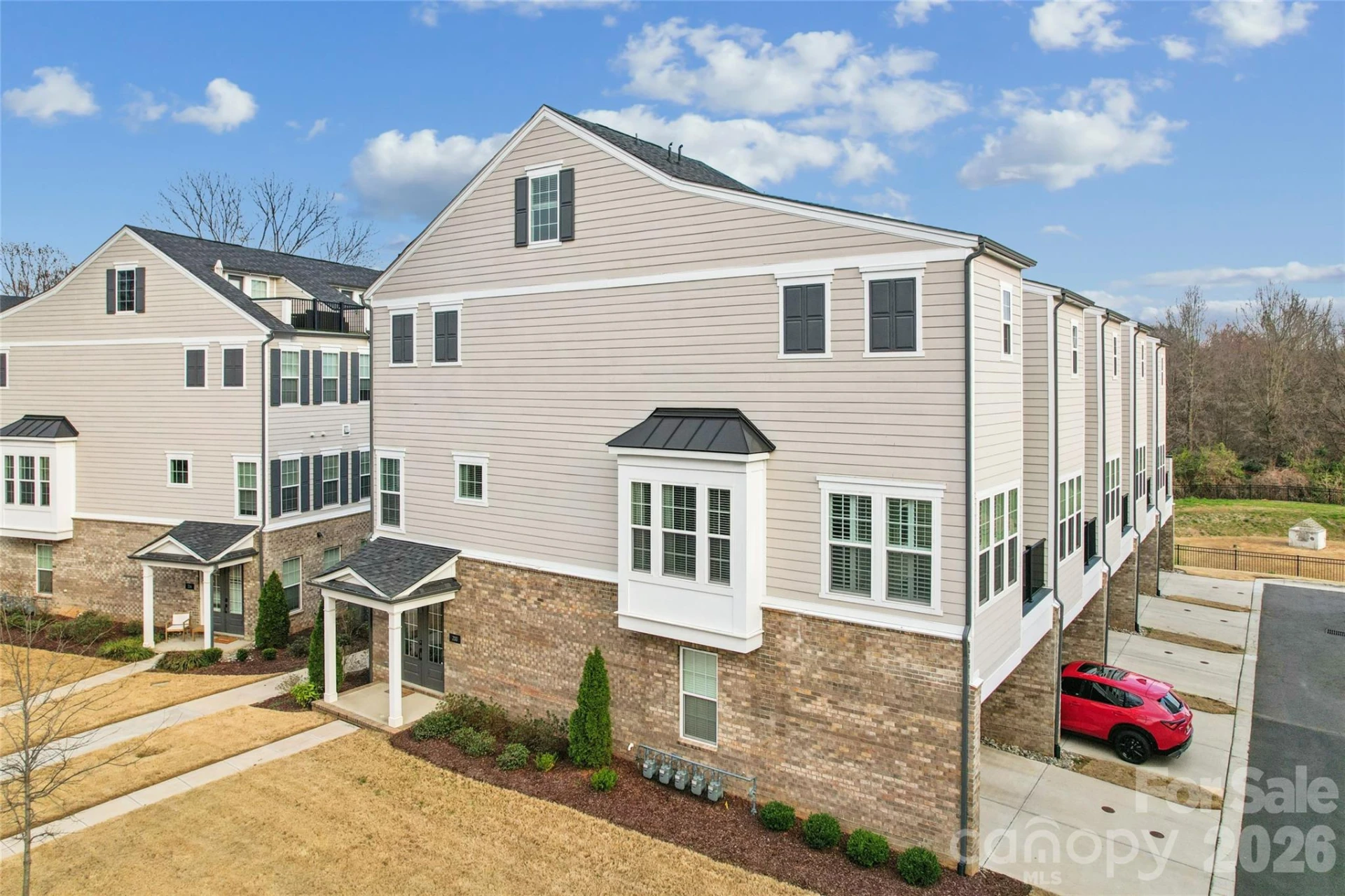 200 Emerson Avenue - Photo 5