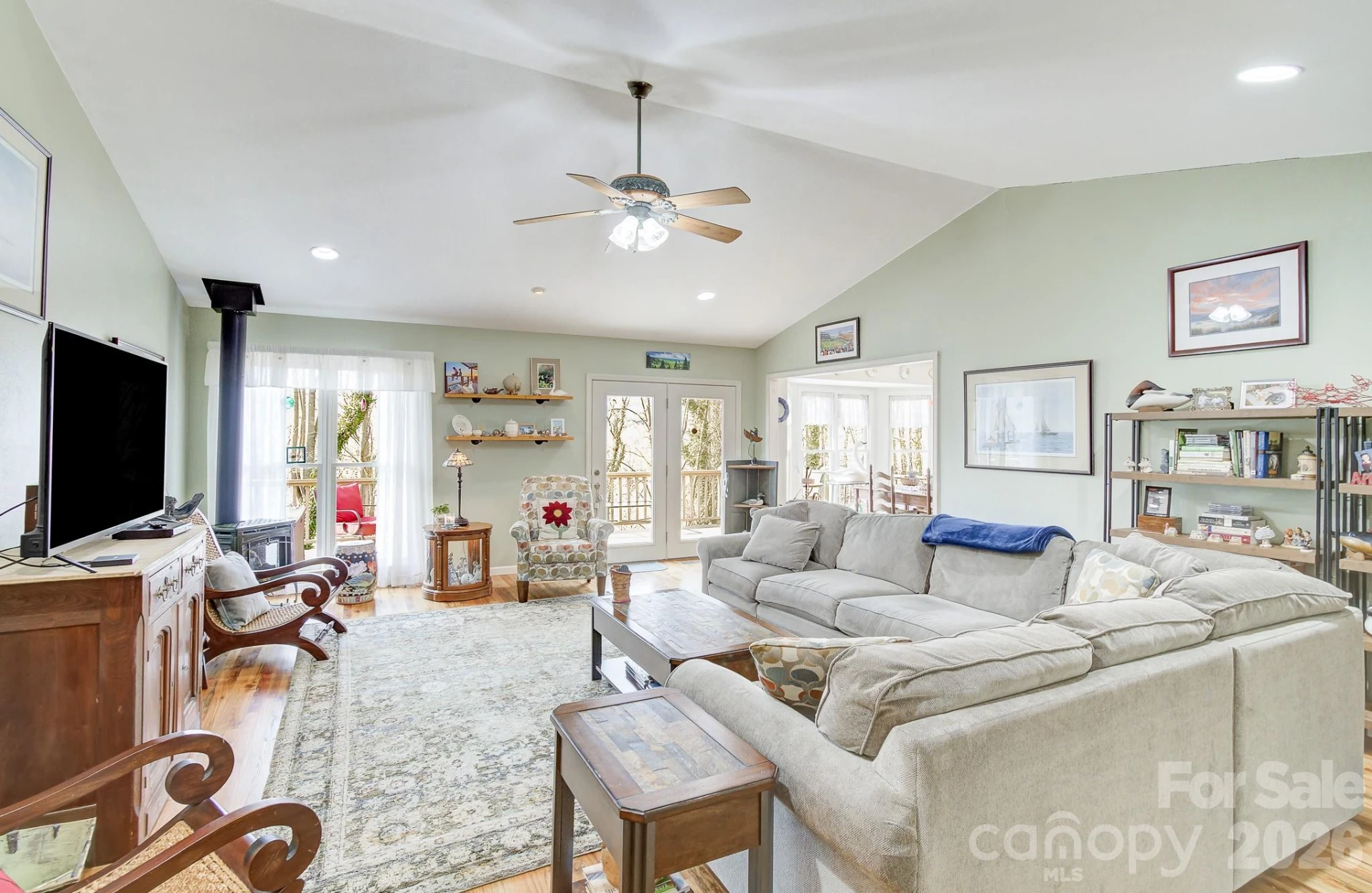 737 Woodbine Road - Photo 5