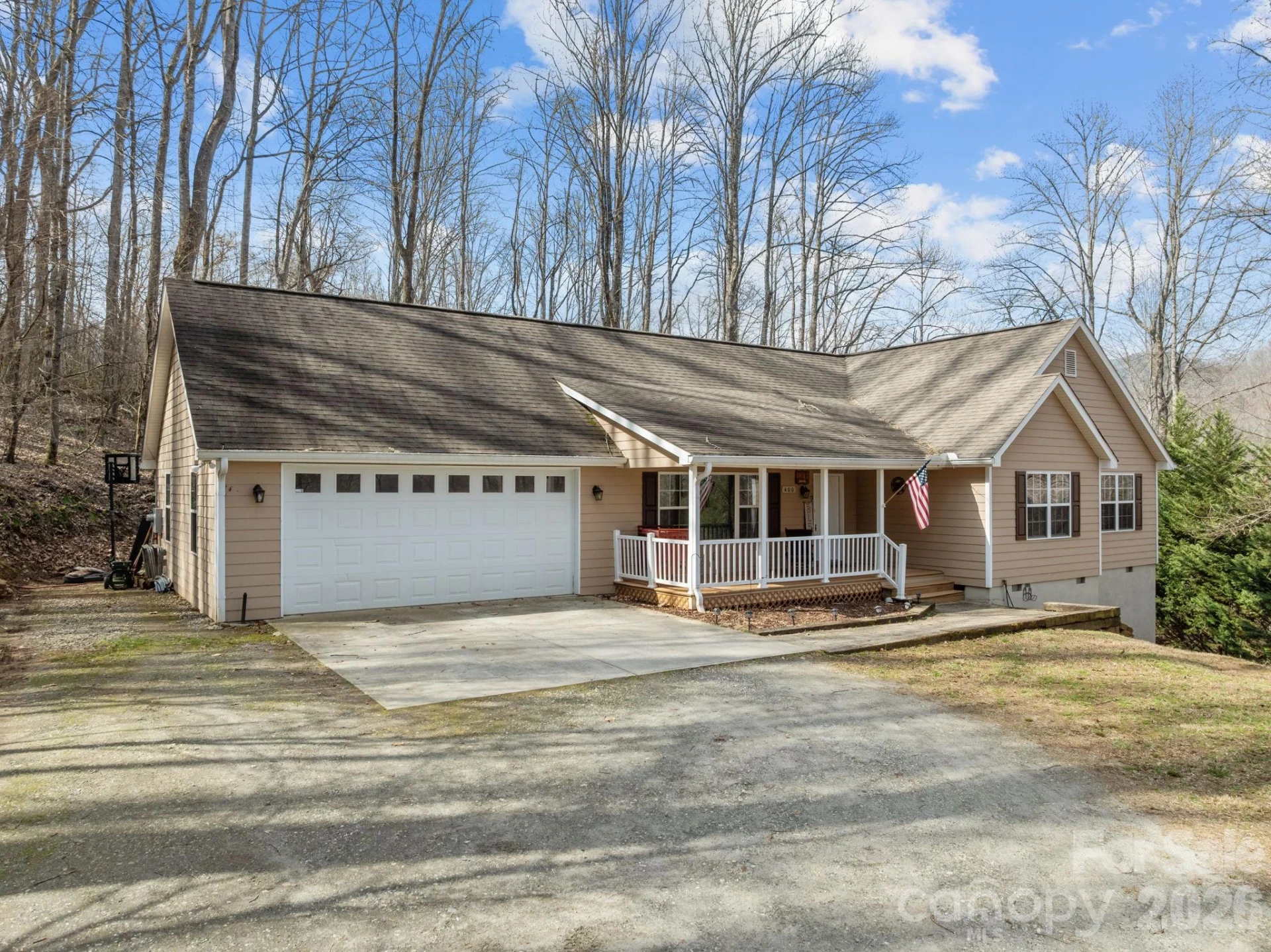 400 Honey Locust Trail