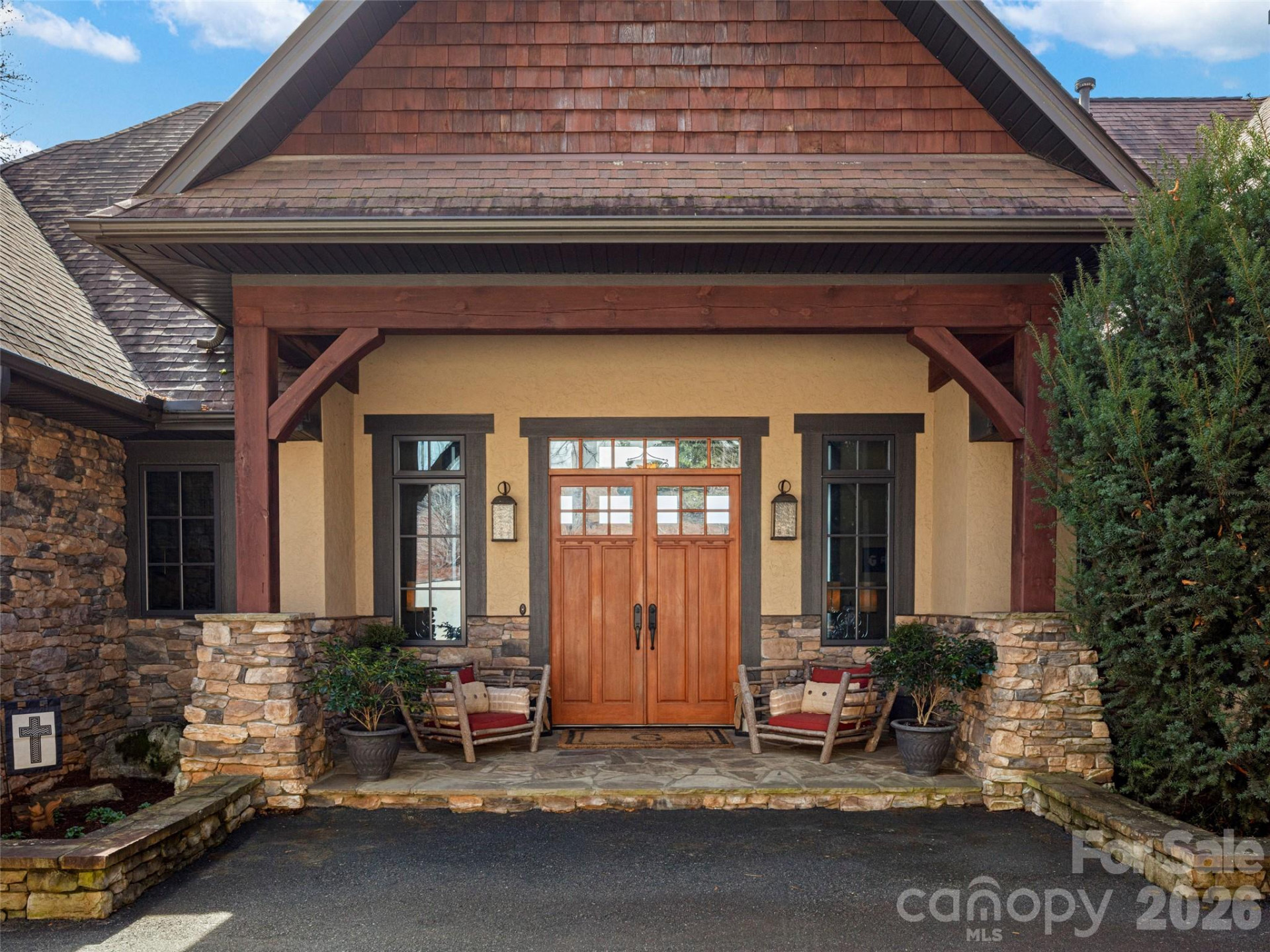310 Braeside Court - Photo 2