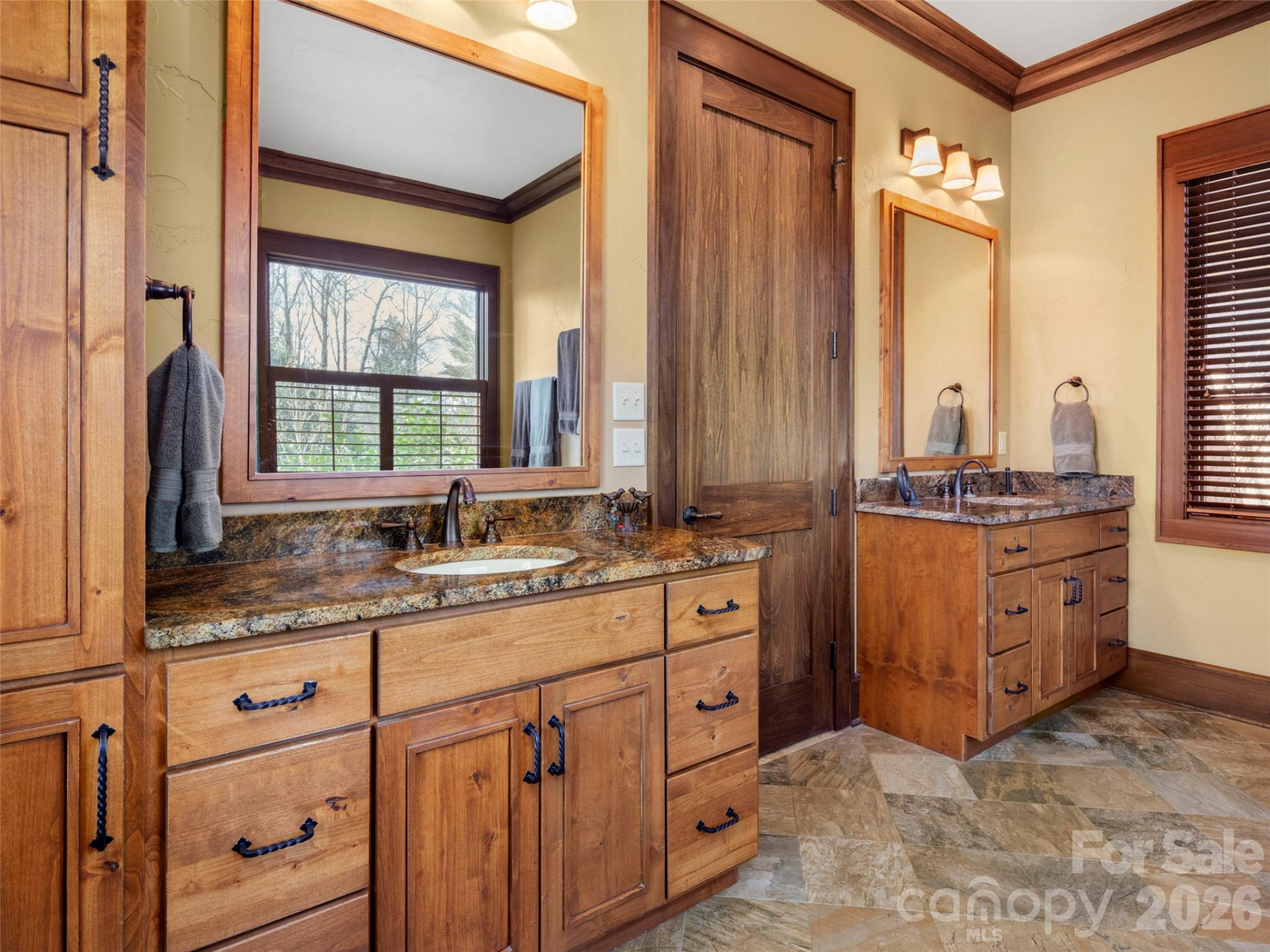 310 Braeside Court - Photo 22