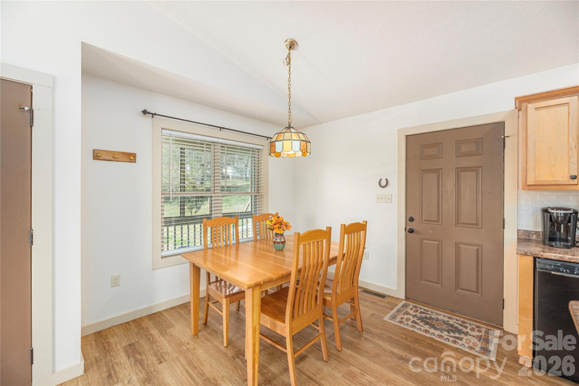 20 Golden Tree Lane - Photo 8