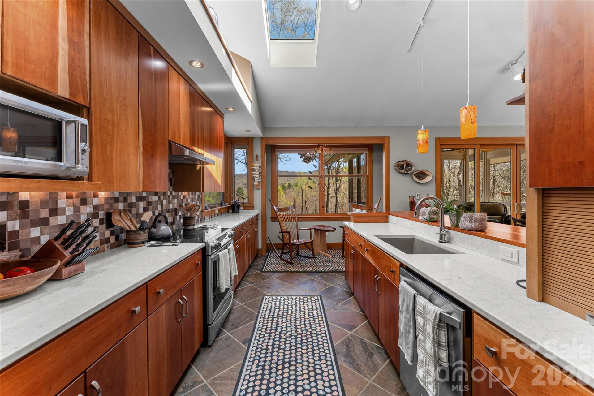 466 Sweetwater Lane - Photo 18