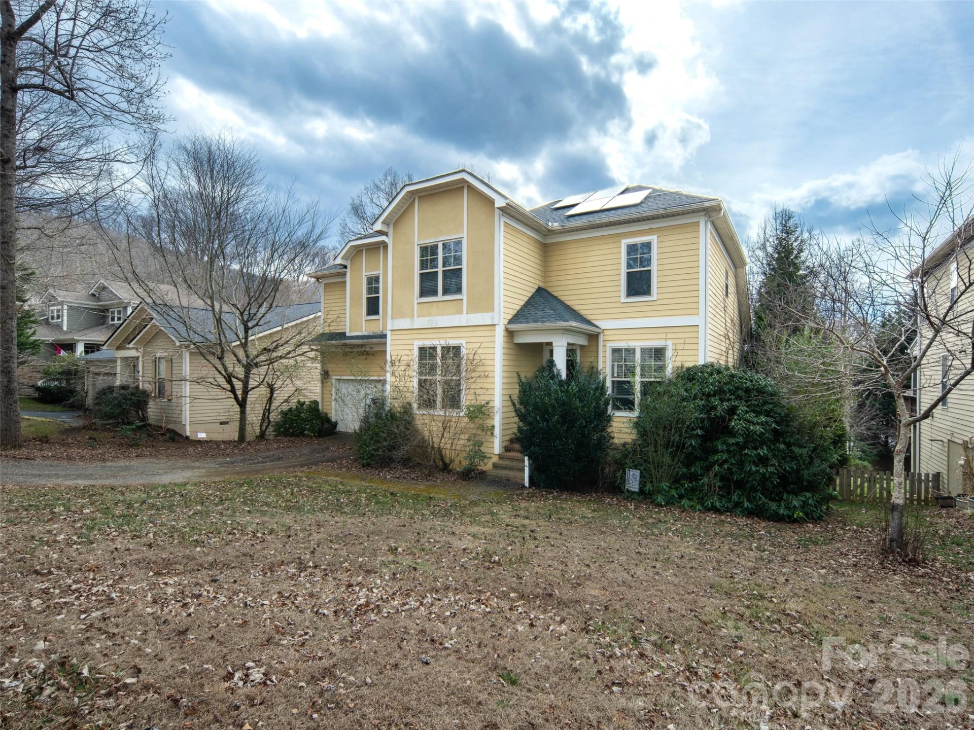 106 Mountain Drive - Photo 2