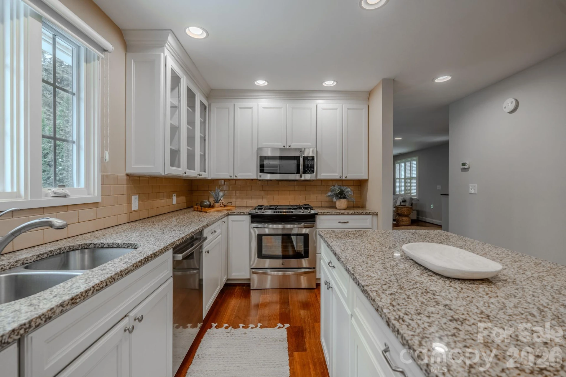 50 Griffing Boulevard - Photo 13