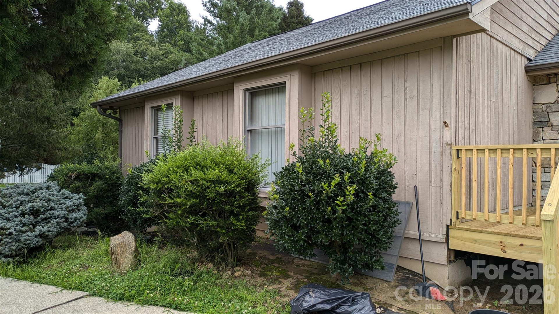 18 Amber Drive - Photo 7