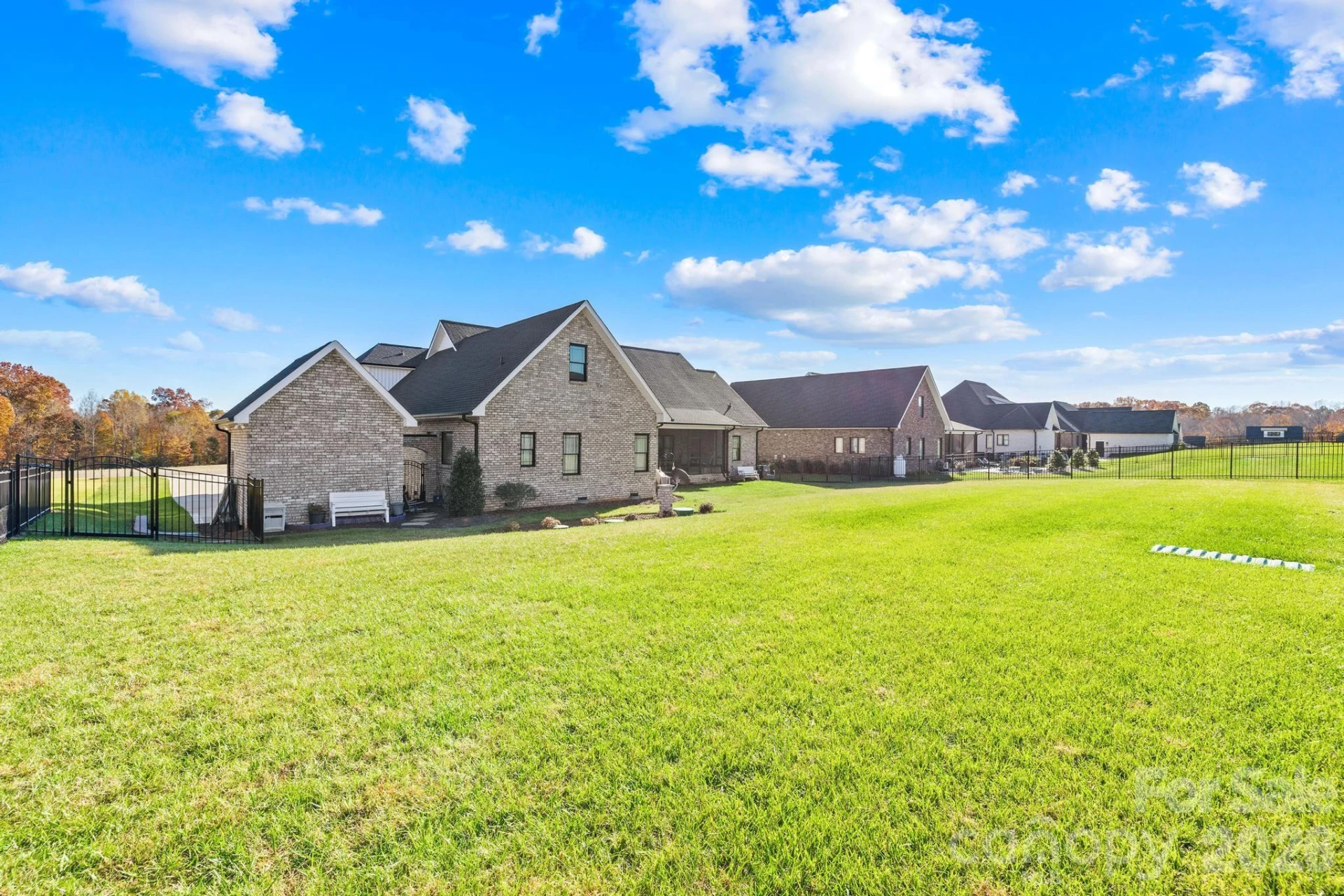2983 Tavistock Lane - Photo 32